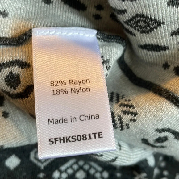 41 Hawthorn NWT gray and white Nordic Alivia midi  sweater dress size large - Picture 9 of 9